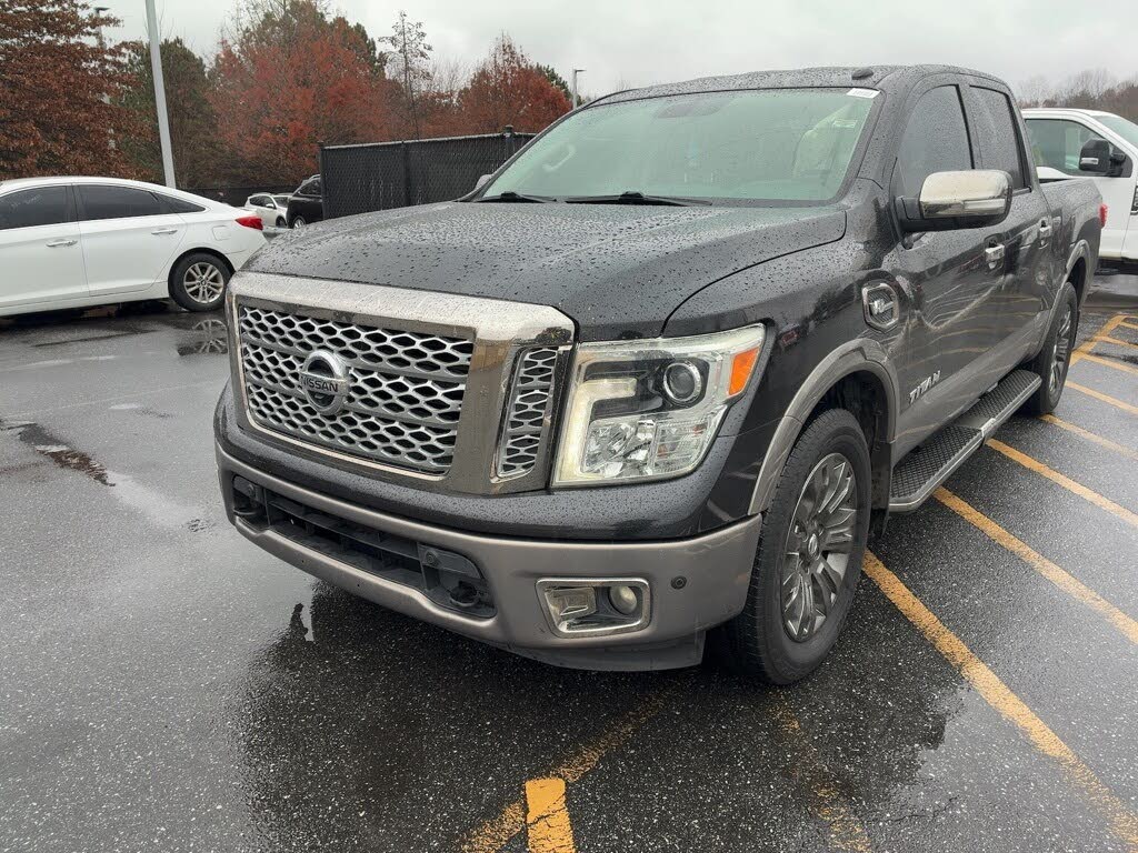 2017 Nissan Titan Platinum Reserve Crew Cab