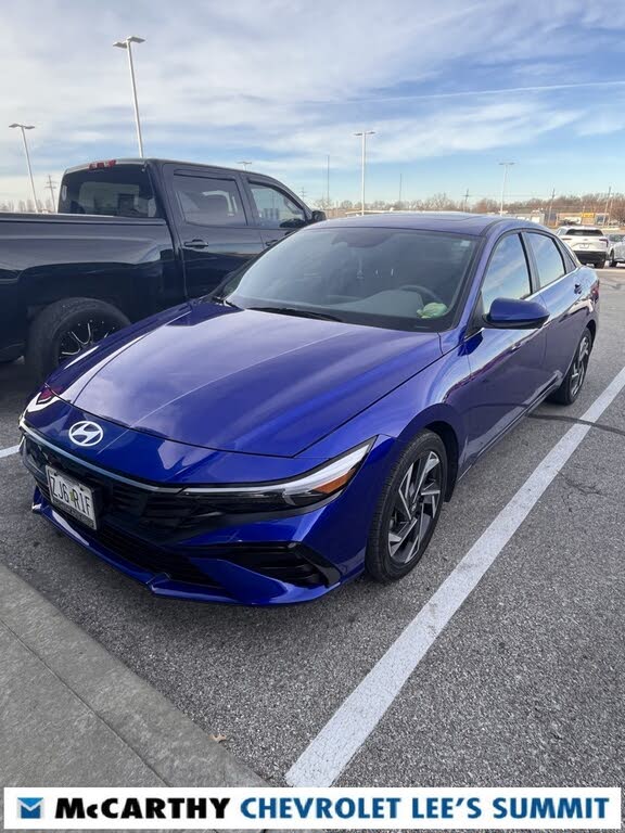 2024 Hyundai Elantra SEL FWD