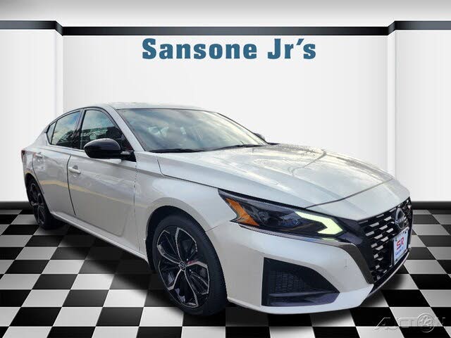 2024 Nissan Altima 2.5 SR FWD