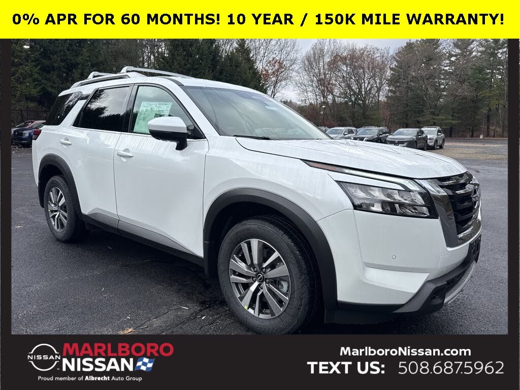 2025 Nissan Pathfinder SL 4WD