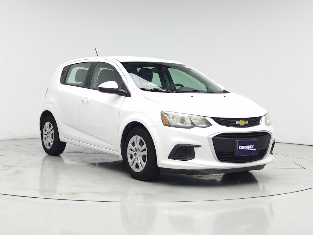 2017 Chevrolet Sonic LT Fleet Hatchback FWD