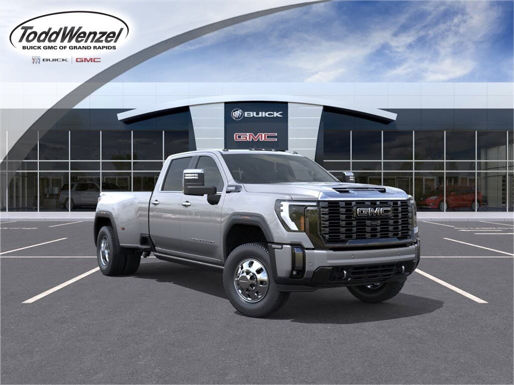 2026 GMC Sierra 3500HD Denali Ultimate Crew Cab 4WD