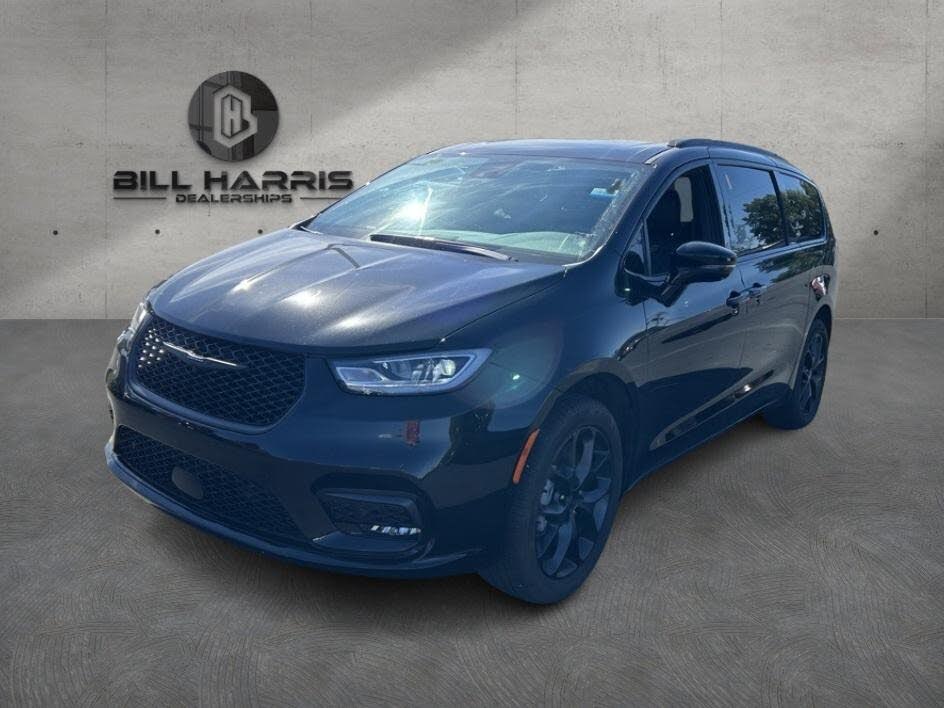 2024 Chrysler Pacifica Limited AWD