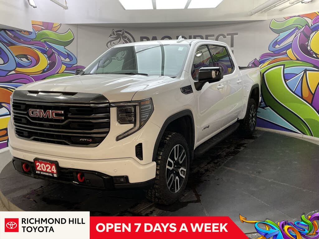 GMC Sierra 1500 AT4 Crew Cab 4WD 2024