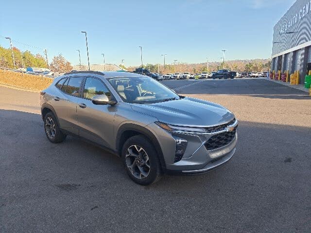 2024 Chevrolet Trax LT FWD