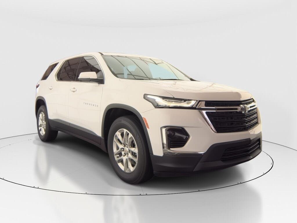 2023 Chevrolet Traverse LS FWD
