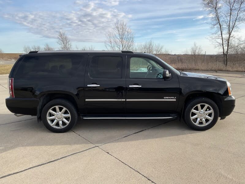 2012 GMC Yukon XL Denali 4WD