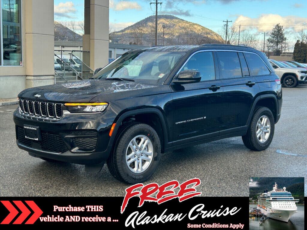 2025 Jeep Grand Cherokee Laredo 4WD