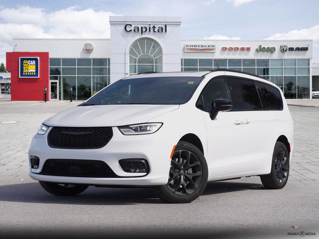 2026 Chrysler Pacifica Limited AWD