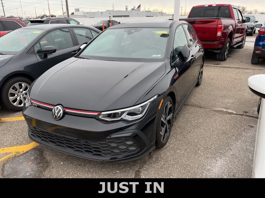 2024 Volkswagen Golf GTI SE FWD