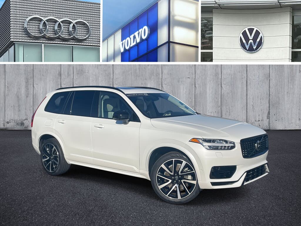 2023 Volvo XC90 Recharge T8 Ultimate Dark Theme eAWD
