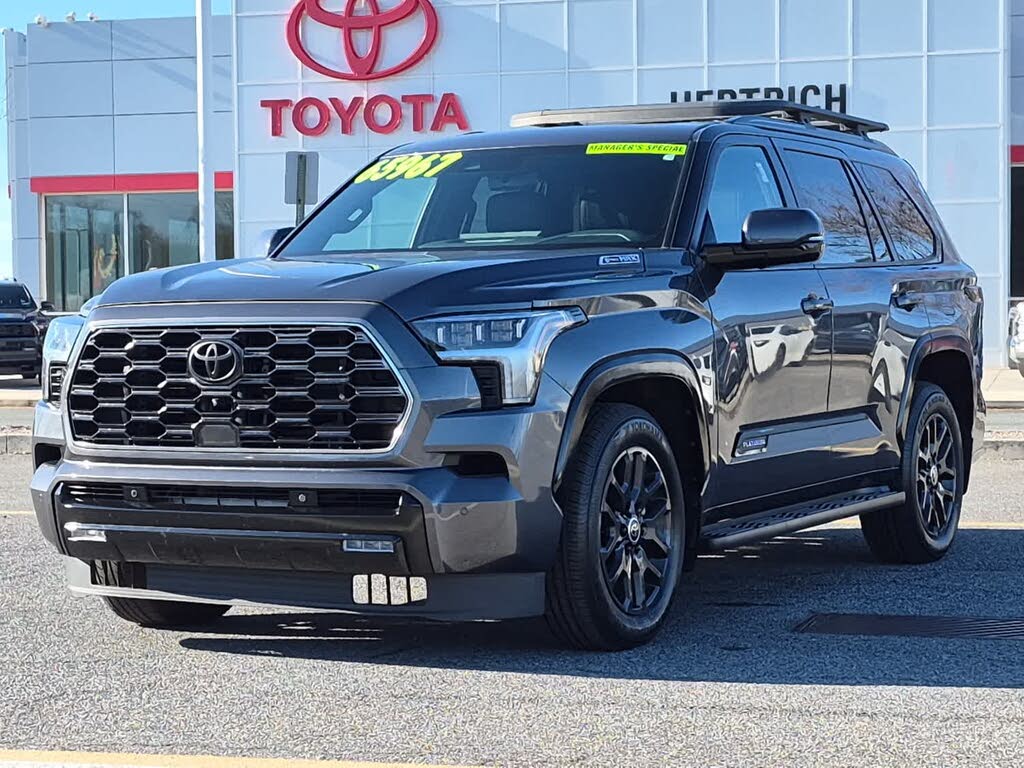2024 Toyota Sequoia Platinum 4WD