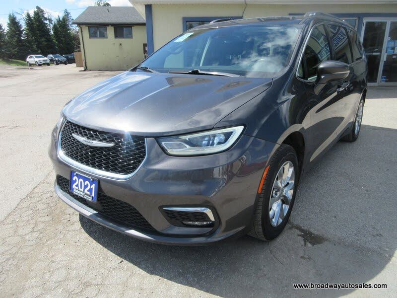 Chrysler Pacifica Touring L AWD 2021