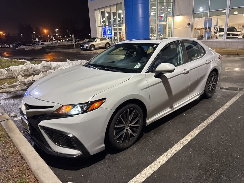 2023 Toyota Camry SE AWD