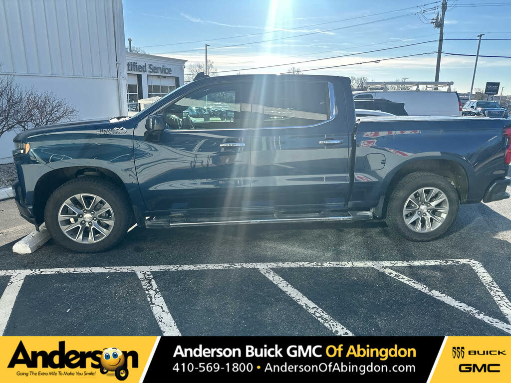 2019 Chevrolet Silverado 1500 High Country Crew Cab 4WD