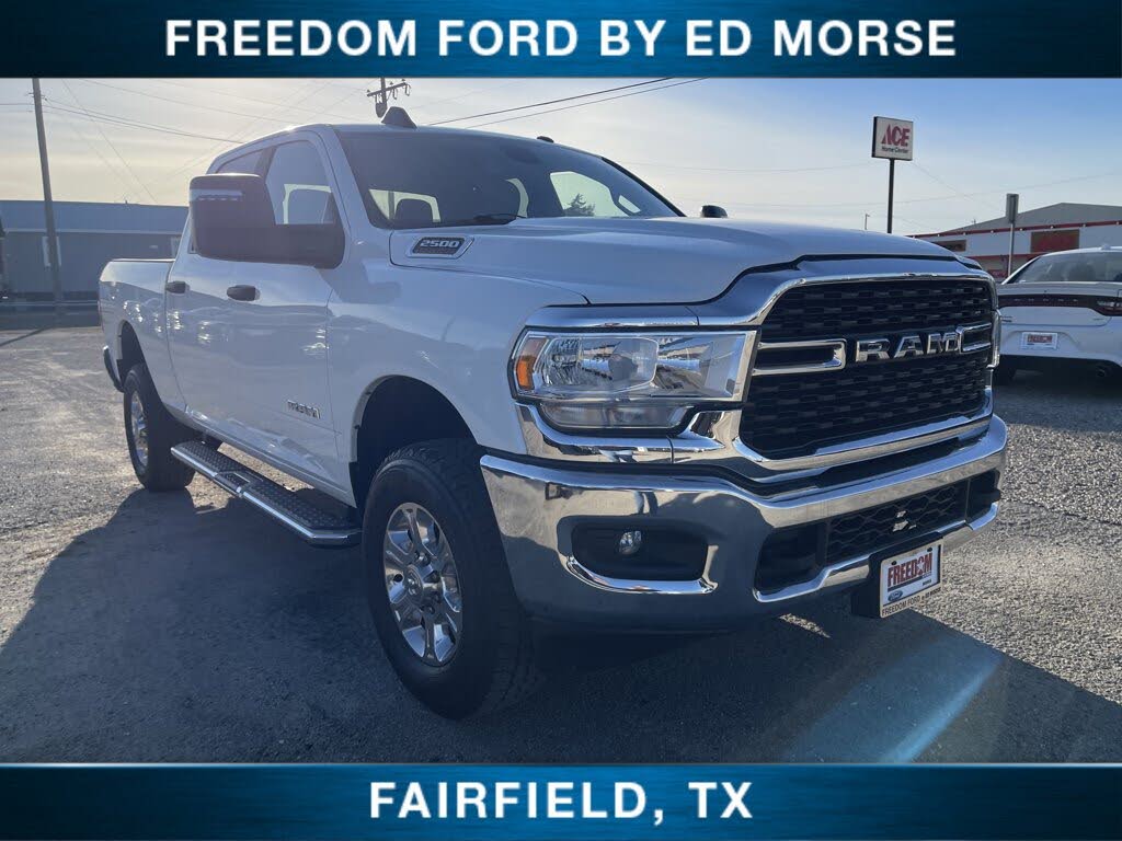 2024 RAM 2500 Big Horn Crew Cab 4WD