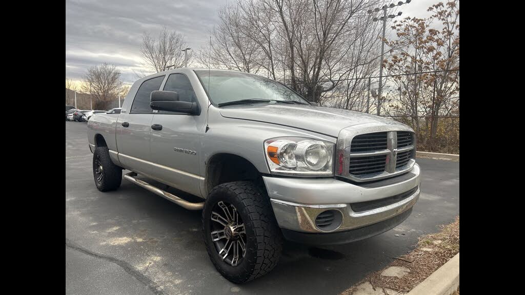 2007 Dodge RAM 1500 SLT Mega Cab 4WD