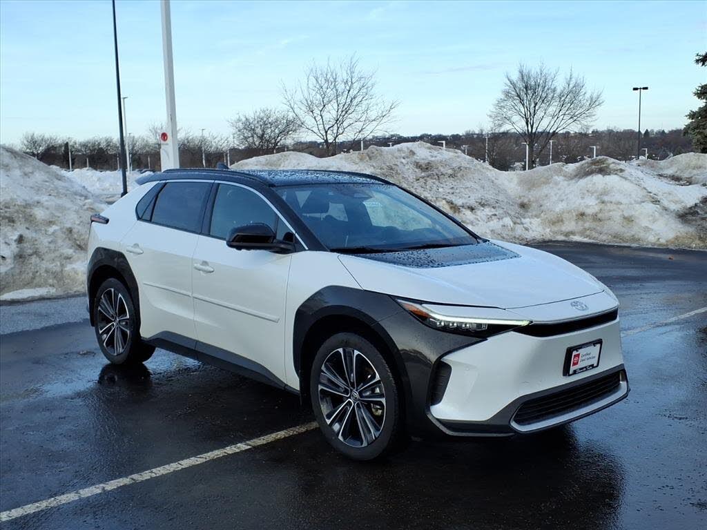 2024 Toyota bZ4X Limited AWD