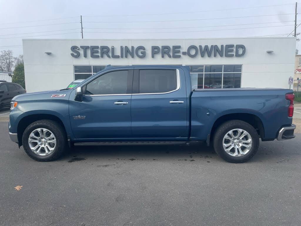 2024 Chevrolet Silverado 1500 LTZ Crew Cab 4WD