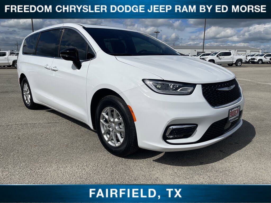 2026 Chrysler Pacifica Select FWD