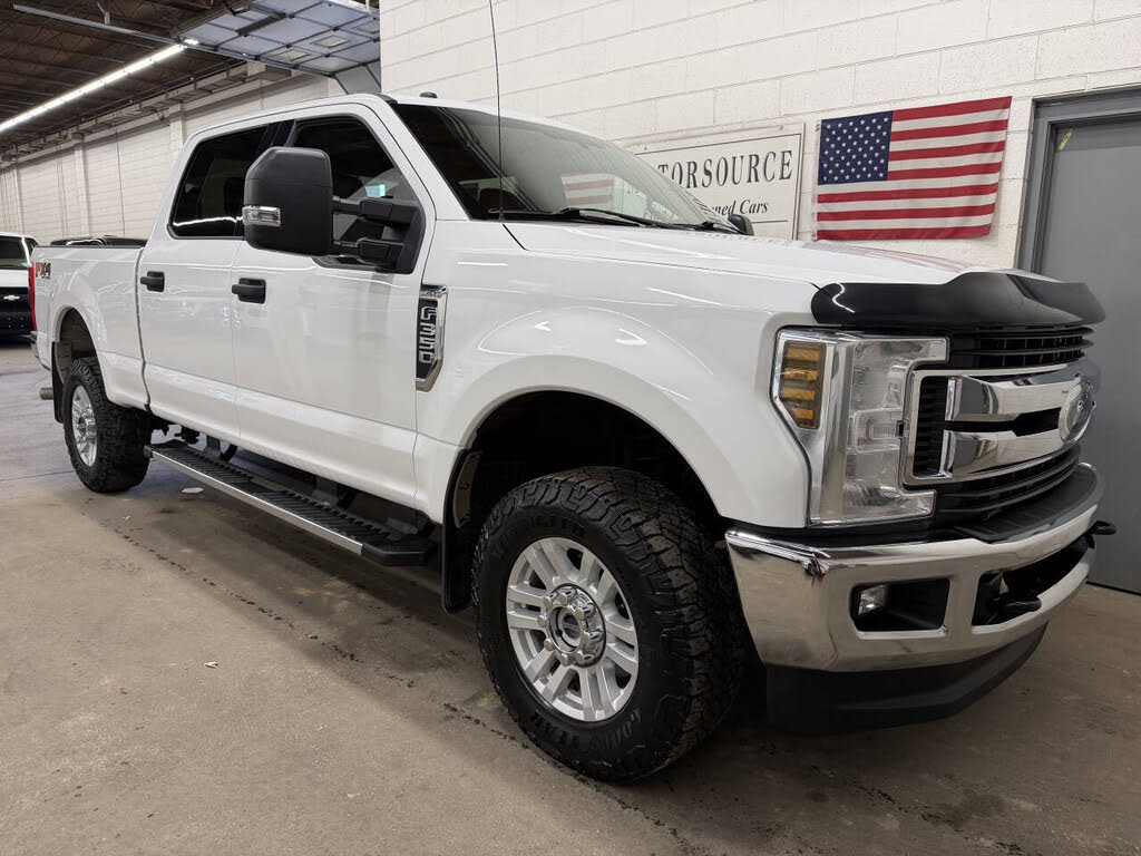 2019 Ford F-350 Super Duty XLT Crew Cab 4WD