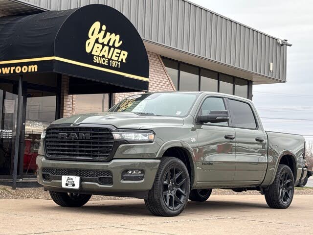 2026 RAM 1500 Laramie Crew Cab 4WD