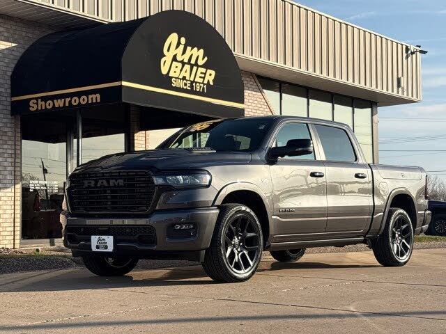 2026 RAM 1500 Laramie Crew Cab 4WD