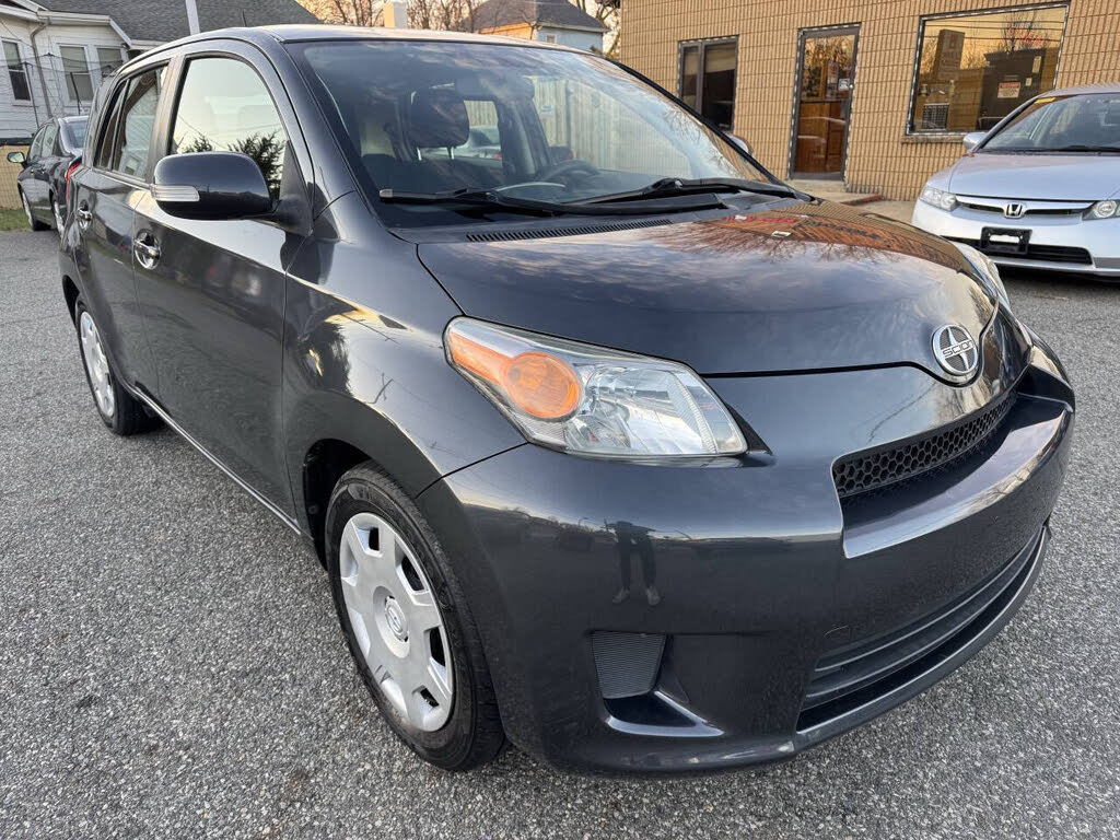 2013 Scion xD Base