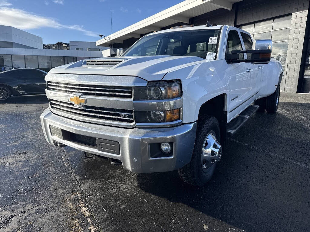 2019 Chevrolet Silverado 3500HD LTZ Crew Cab LB DRW 4WD