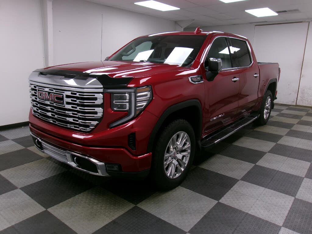 2023 GMC Sierra 1500 Denali Crew Cab 4WD