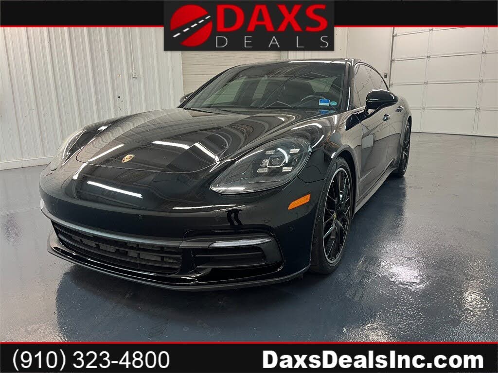 2018 Porsche Panamera 4 AWD