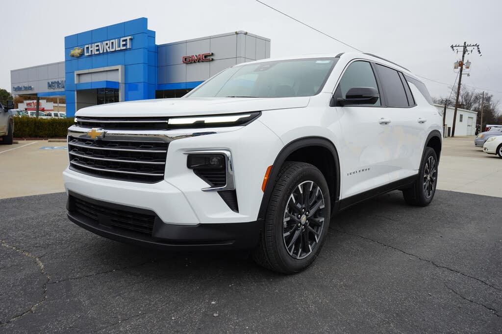 2026 Chevrolet Traverse LT FWD