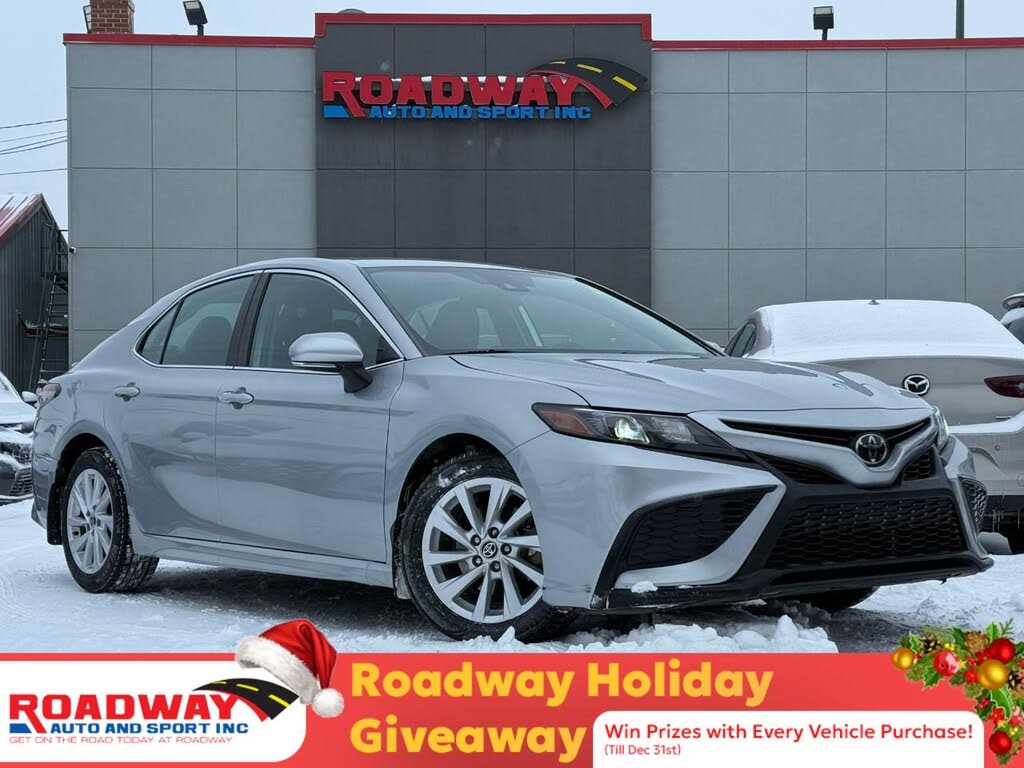 2022 Toyota Camry SE FWD