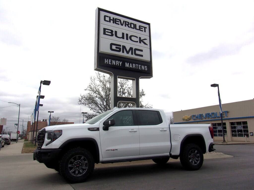 2026 GMC Sierra 1500 AT4X Crew Cab 4WD