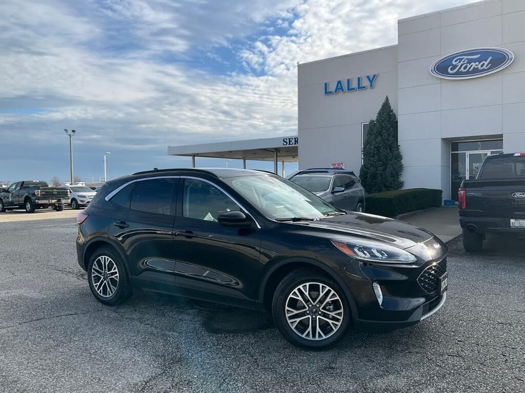 2020 Ford Escape SEL FWD