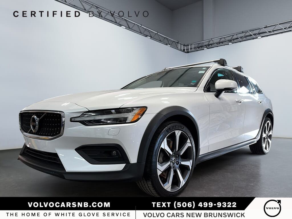 2022 Volvo V60 Cross Country T5 AWD
