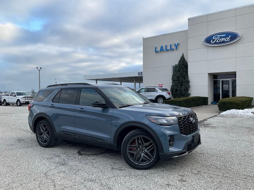 2025 Ford Explorer ST AWD