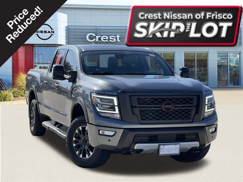 2023 Nissan Titan PRO-4X Crew Cab 4WD