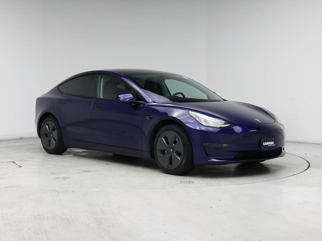 2022 Tesla Model 3 RWD