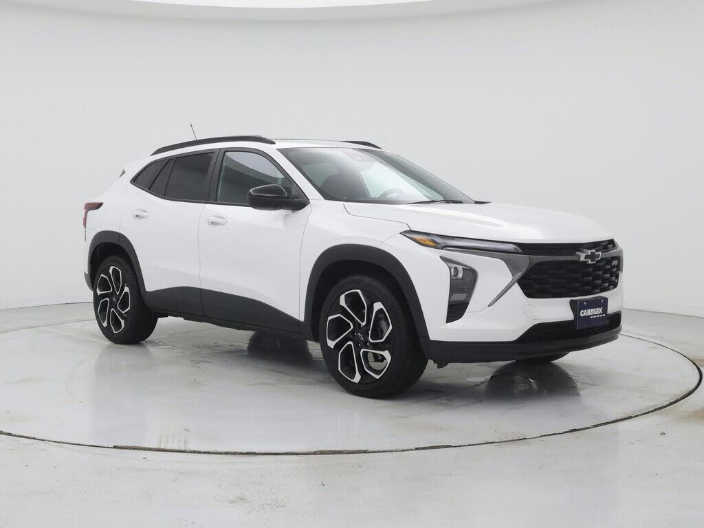 2025 Chevrolet Trax RS with 2RS FWD