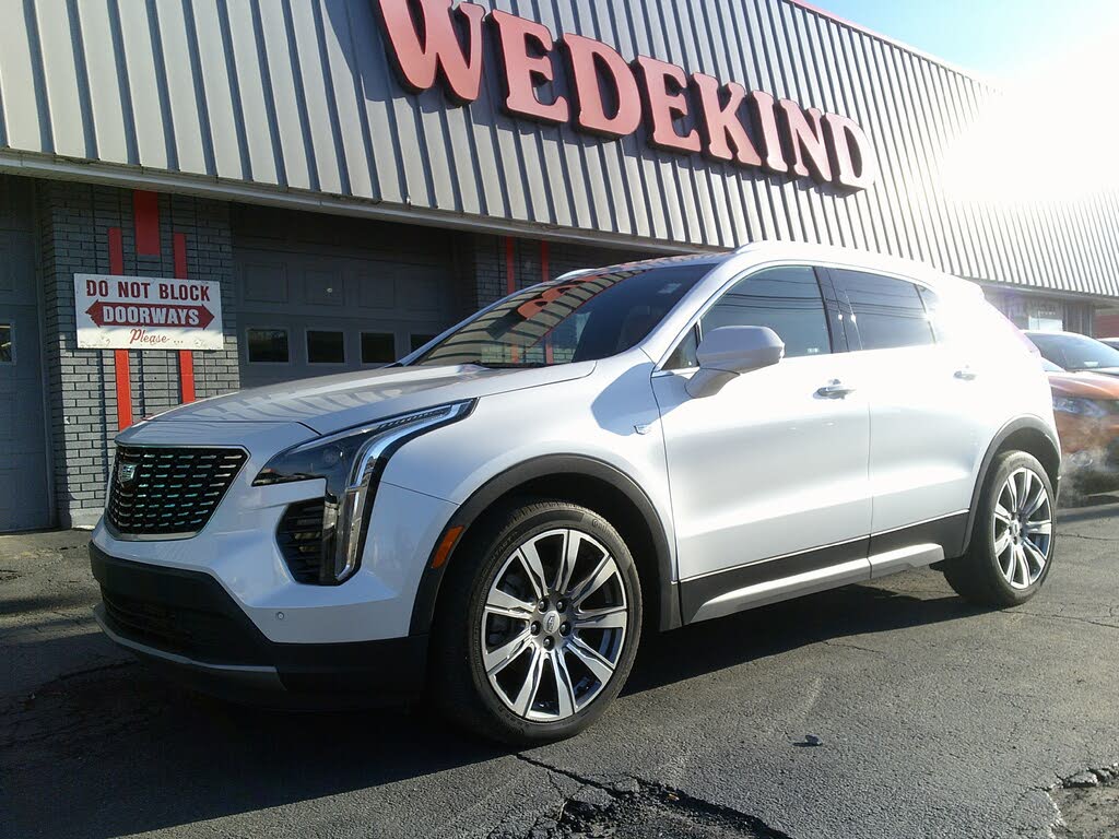 2019 Cadillac XT4 Premium Luxury AWD