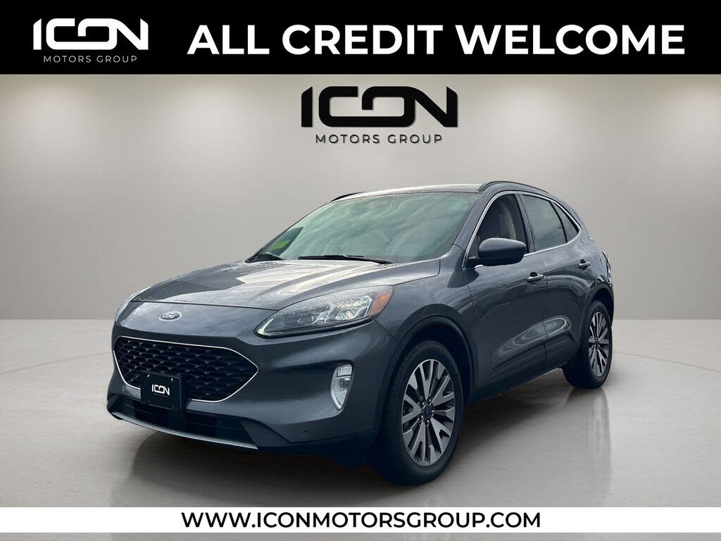 2022 Ford Escape Titanium AWD