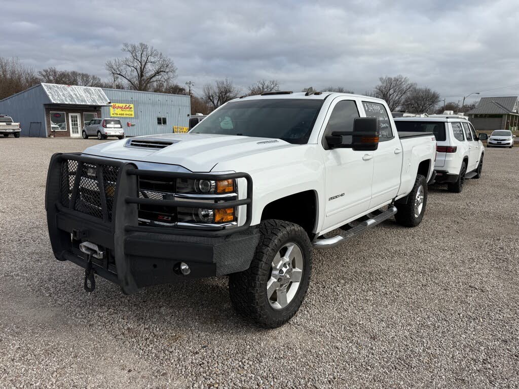 2019 Chevrolet Silverado 2500HD LT Crew Cab 4WD