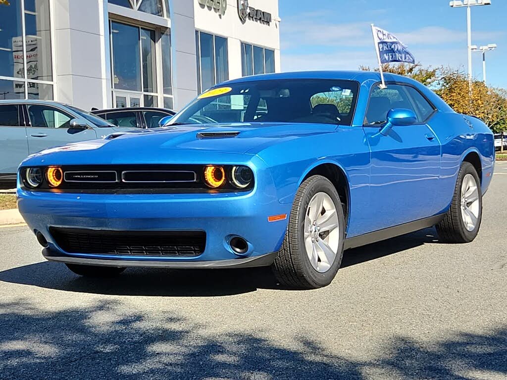 2023 Dodge Challenger SXT RWD