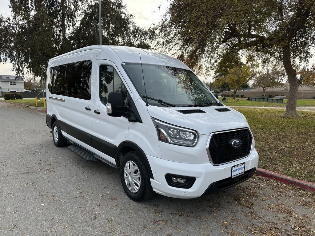 2023 Ford Transit Passenger 350 XLT Medium Roof LB RWD