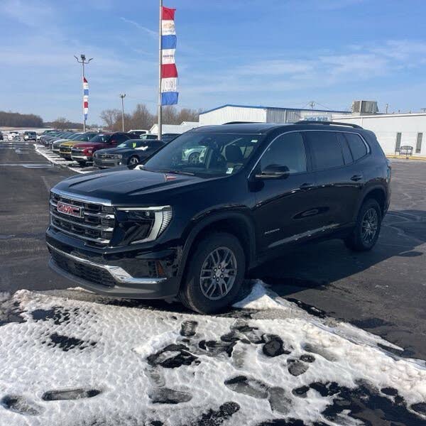 2025 GMC Acadia Elevation FWD