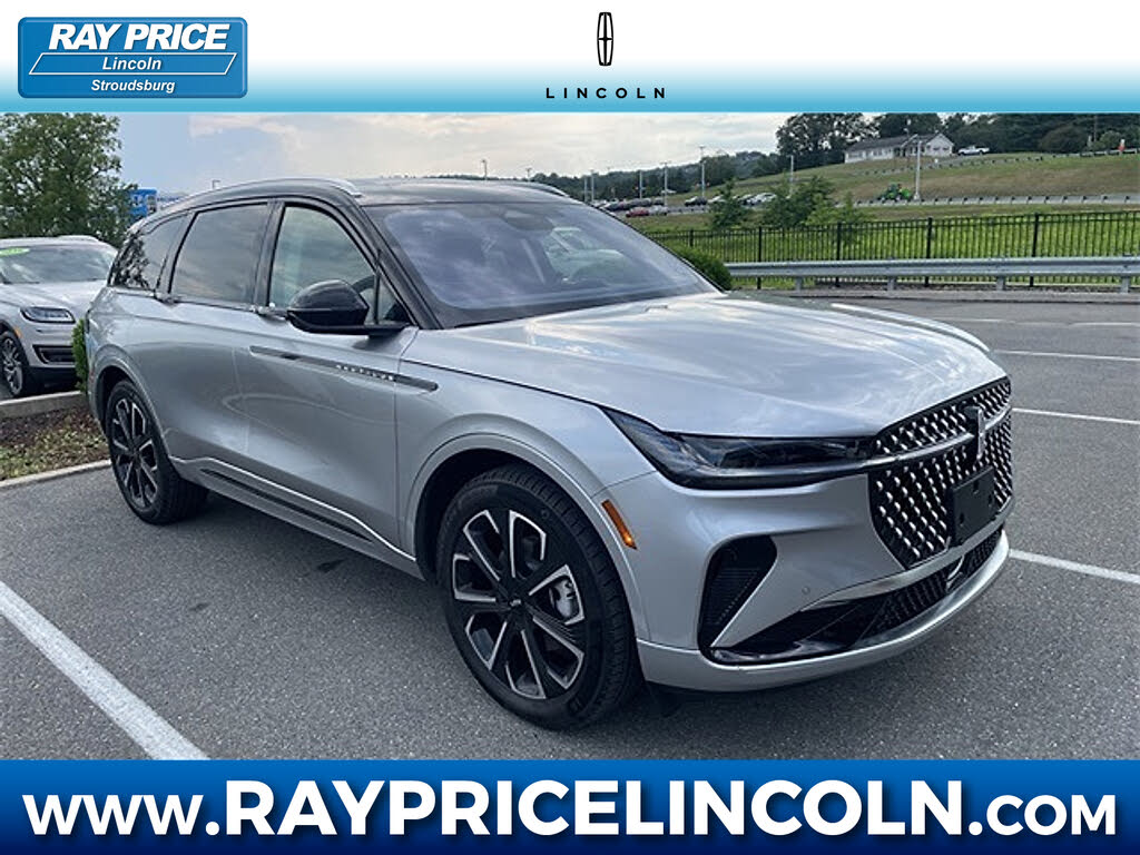 2025 Lincoln Nautilus Reserve AWD