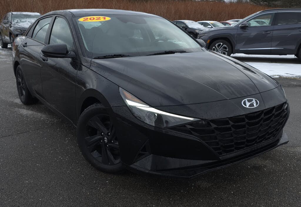 2021 Hyundai Elantra Preferred FWD