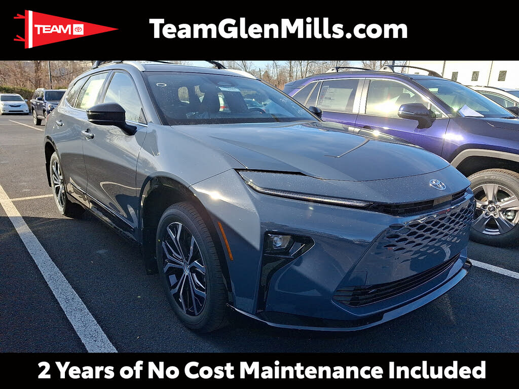 2025 Toyota Crown Signia XLE AWD