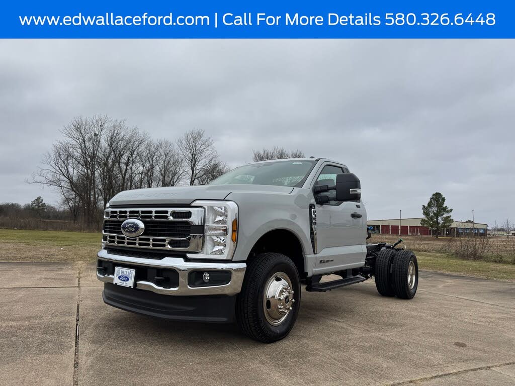 2026 Ford F-350 Super Duty Chassis XL Regular Cab DRW 4WD
